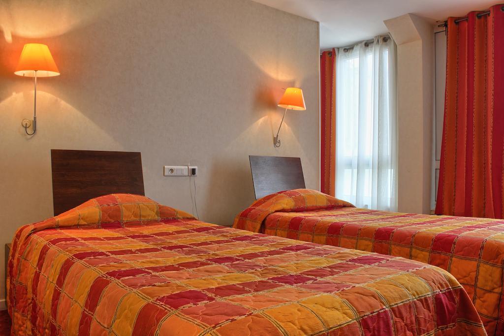 Hotel Pavillon Saint Augustin Paris Zimmer foto